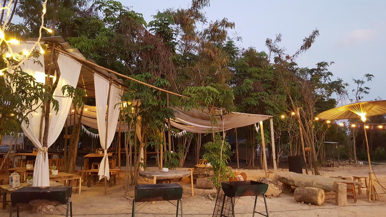 Camp Story Chiangmai Hotel Chiang Mai Exterior photo