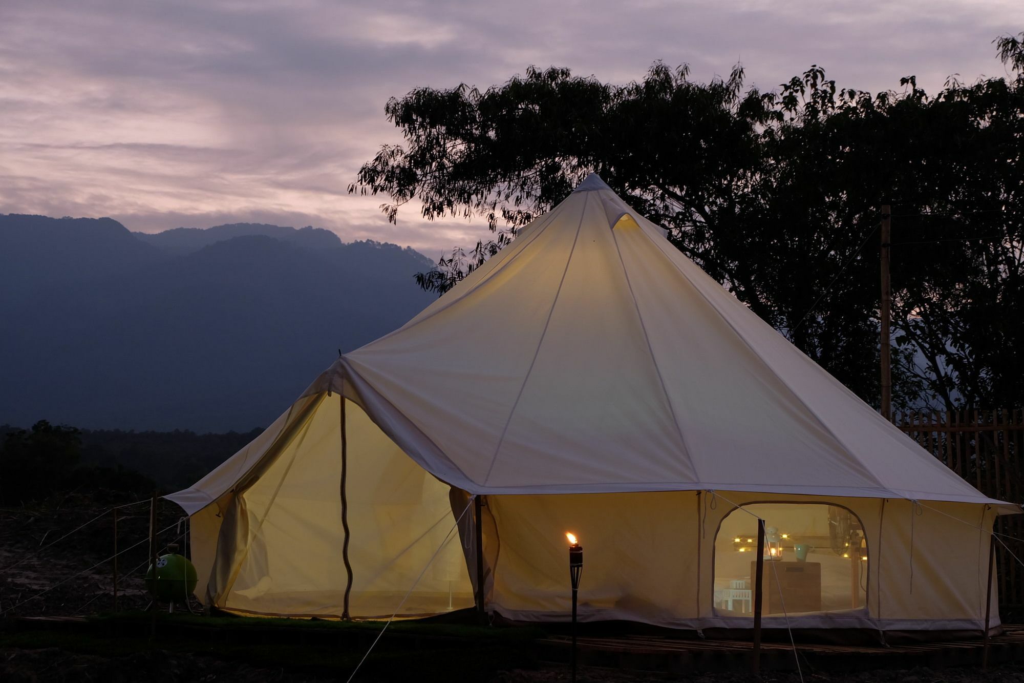 Camp Story Chiangmai Hotel Chiang Mai Exterior photo